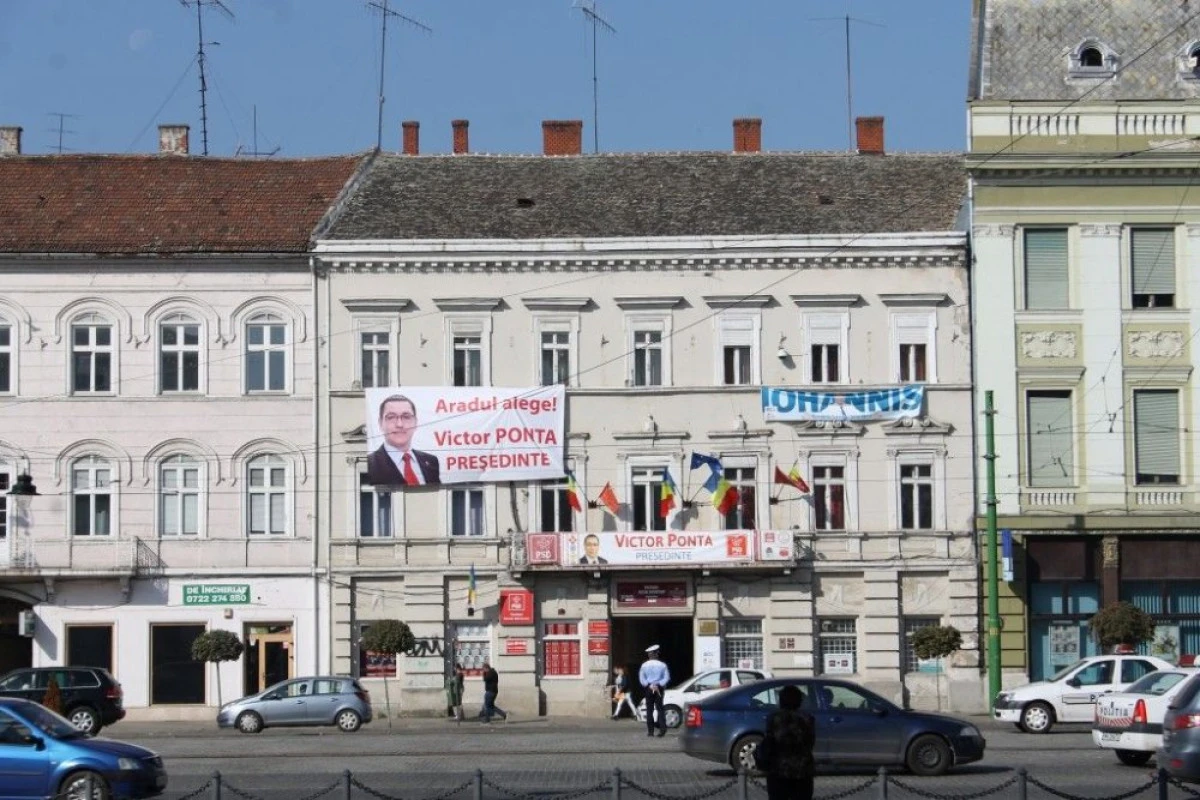 FALCA NU MAI VREA BANNERE PE SEDIUL PSD