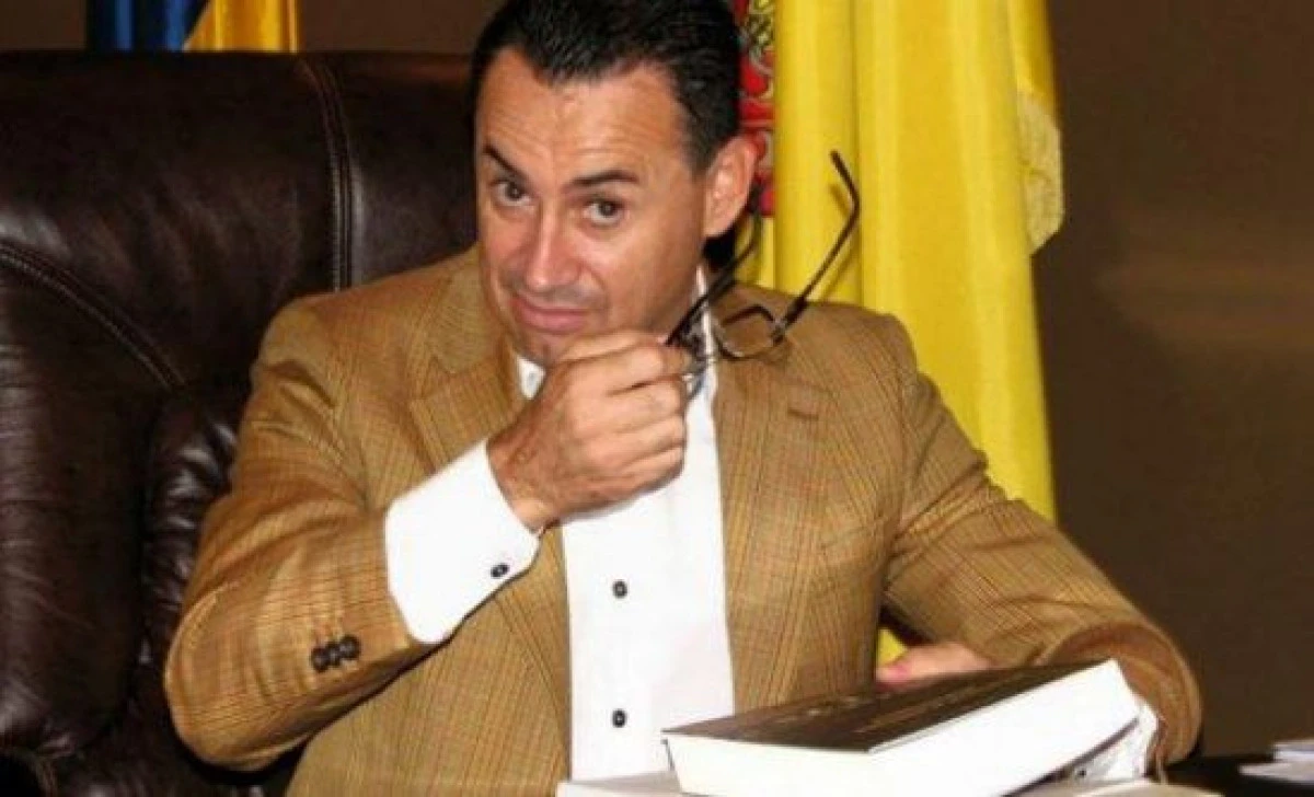 FALCĂ NU VEDE NIMIC ÎN NEREGULĂ CU RETROCEDĂRILE DIN NADĂȘ