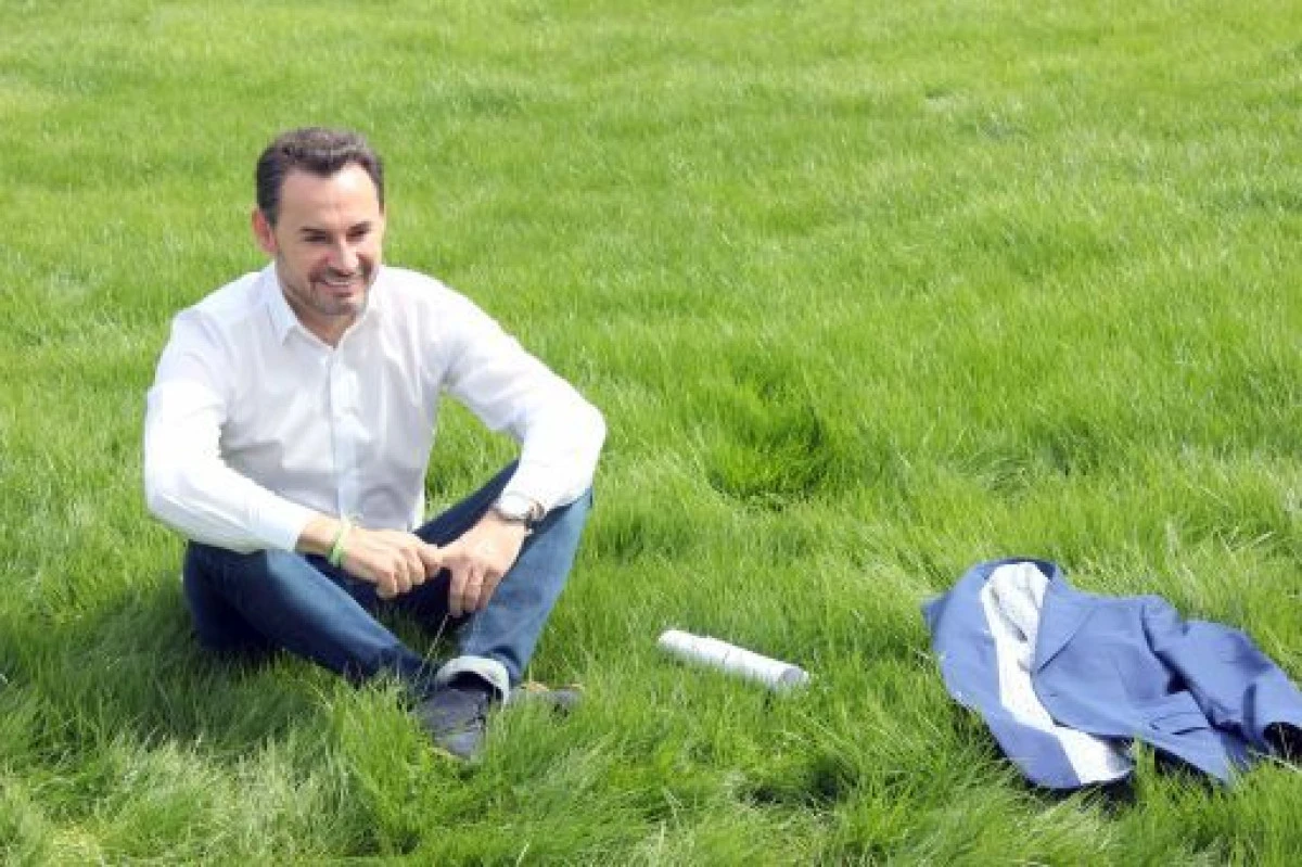 FALCĂ PROMOVEAZĂ ÎN CLM UN NOU PROIECT AL FIRMEI SALE, PRO ARHITECTURA