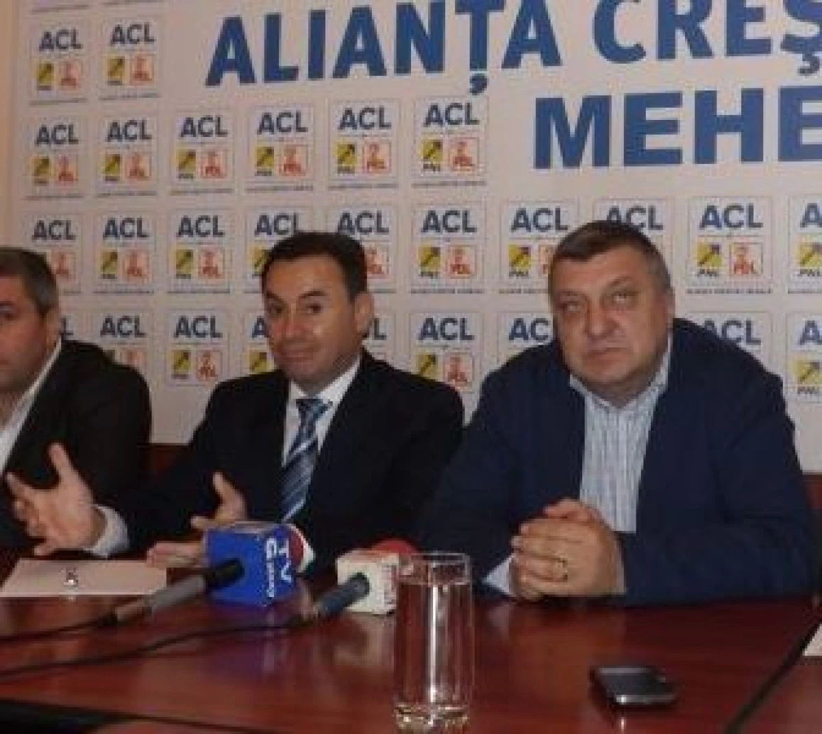 FALCA SARE LA GATUL LIBERALULUI ATANASIU: „S-A EXCLUS DIN VIATA POLITICA“