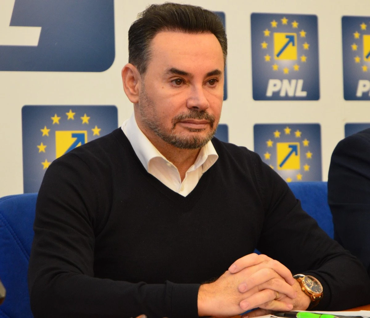 Falcă se declară împotriva traseismului, deși a „furat“ candidatul PSD de la Gurahonț, în urmă cu trei săptămâni