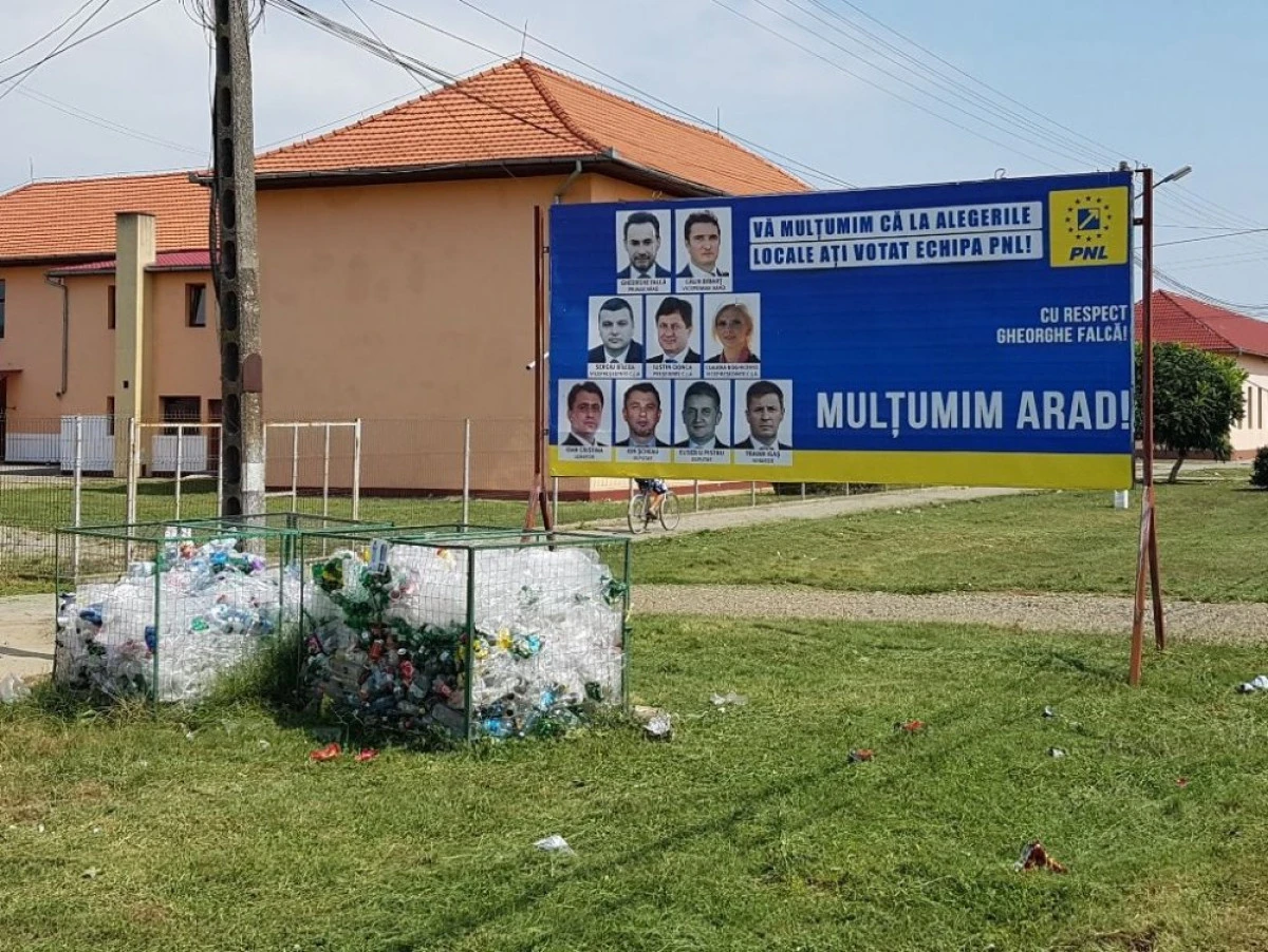 FALCĂ ȘI AI LUI AU UMPLUT JUDEȚUL DE PANOURI ELECTORALE