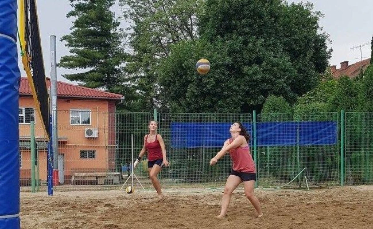 FAN ARAD VREA O MEDALIE PE CIBIN. DEBUTEAZĂ ŞI FETELE