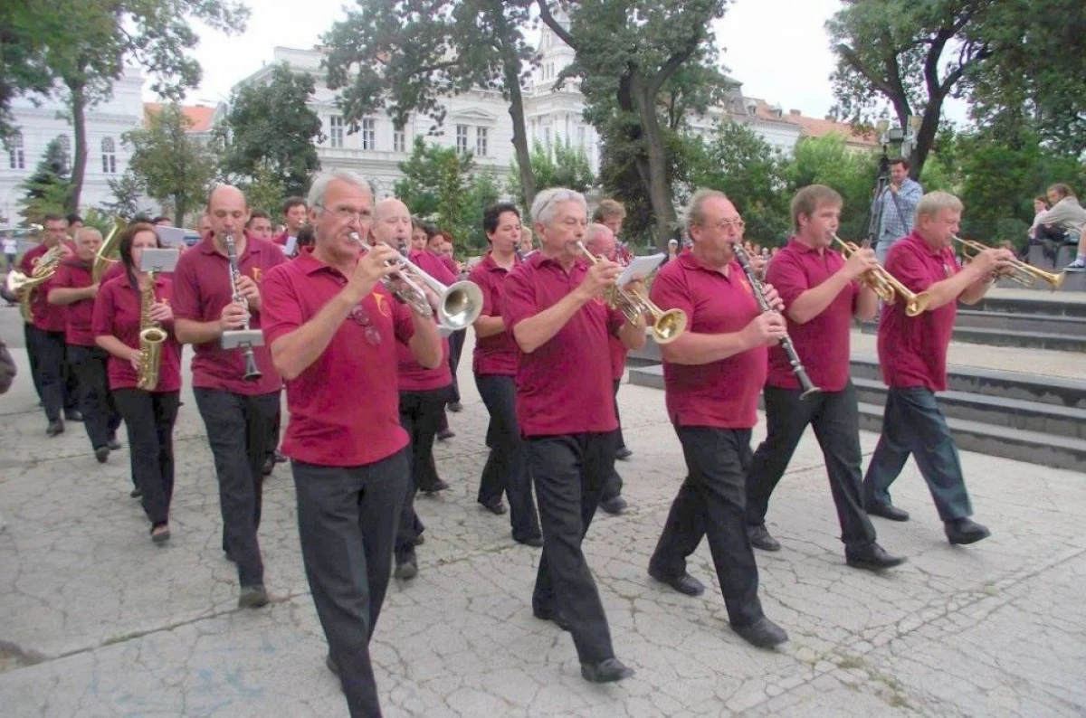 FANFARA MINERILOR DIN PECS VA CONCERTA IN CENTRUL ARADULUI