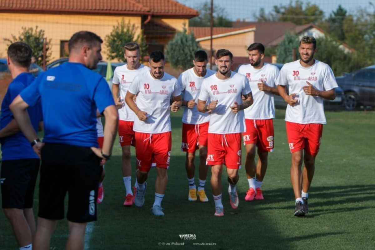 Fără cazuri noi de Covid, la UTA. Juniorul Miculescu se alătură echipei