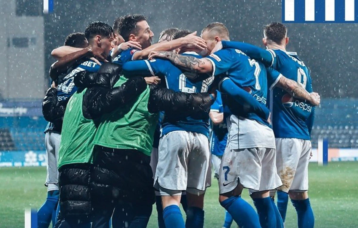 Farul a câștigat sezonul regulat și intră prima în play-off-ul Superligii, Argeșul rămâne egala UTA-ei!