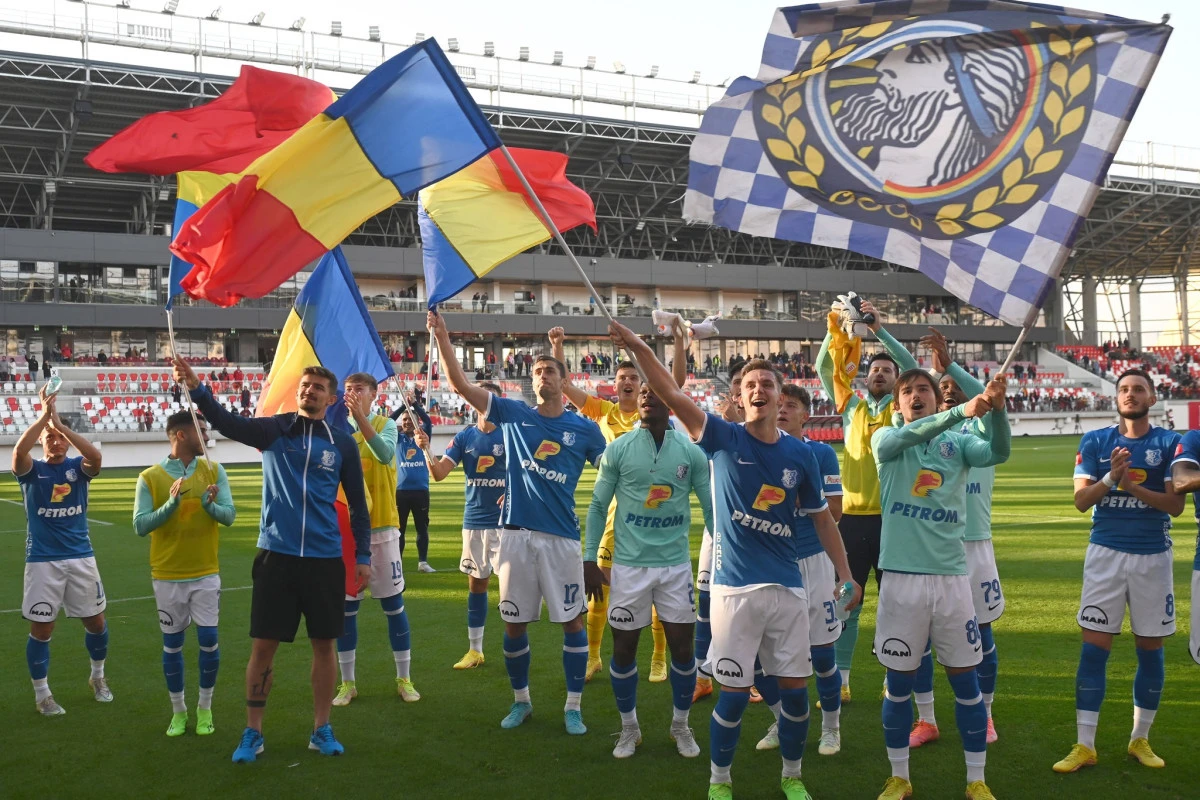 Farul lui Hagi se desprinde în fruntea Superligii, pași falși pentru CSU Craiova și Rapid!