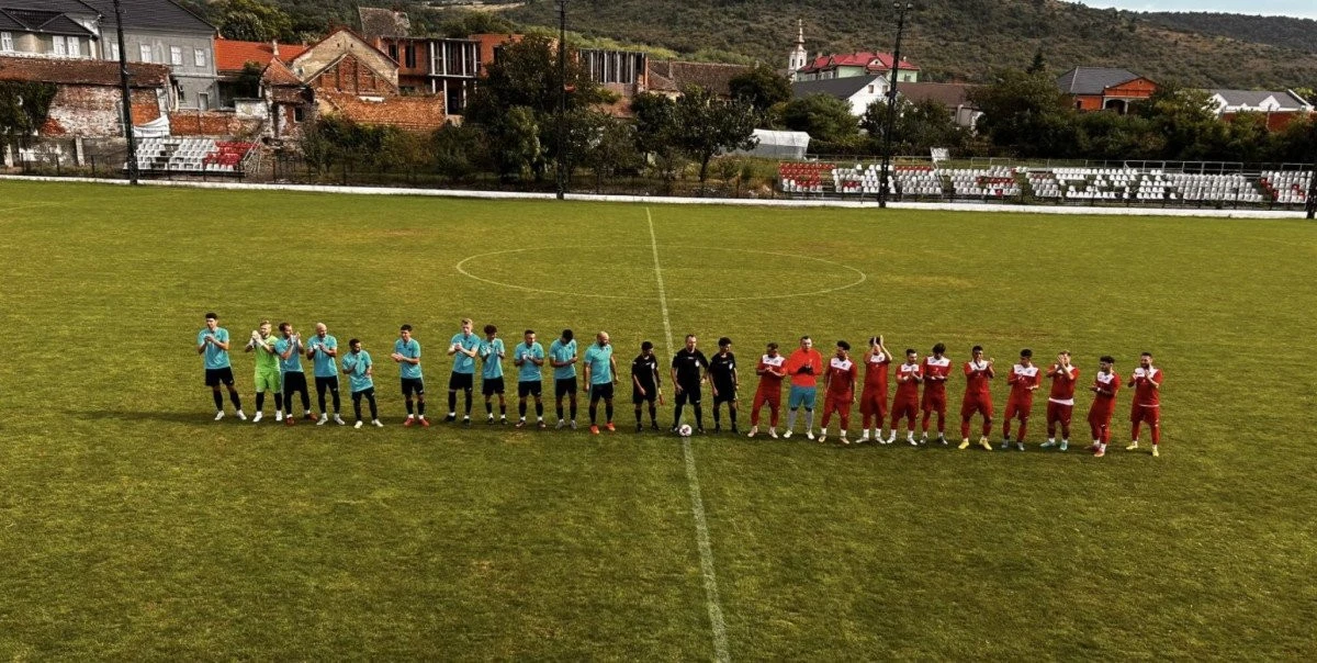 Favoritele își intră în mână , în Liga 4 Arad! Victorii pentru Păuliș, Curtici și Felnac