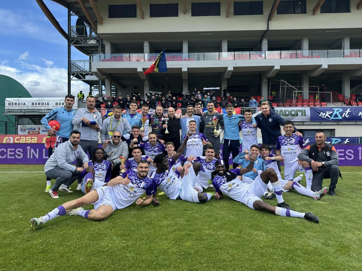 FC Argeș a luat trofeul ligii secunde, iar Voluntariul și Metaloglobus merg la baraje!