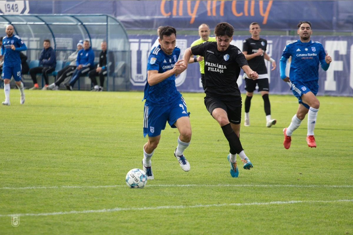 FCU Craiova s-a încălzit cu "coşmarul" UTA-ei din Cupă, înaintea deplasării la Arad