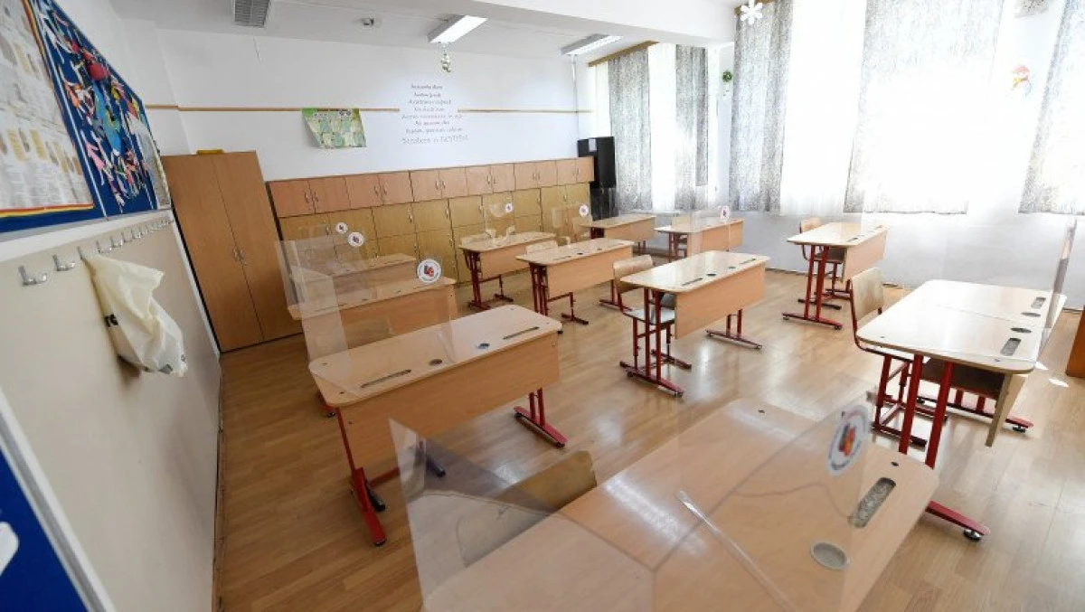 Federaţia Sindicatelor Libere din Învăţământ: Atenţie mare la redeschiderea şcolilor!