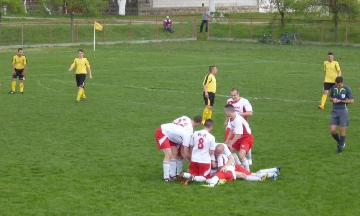 FELNACUL ARE POFTA DE GOLURI IN AMICALE. CUEDAN ASTEAPTA INCA INTARIRI