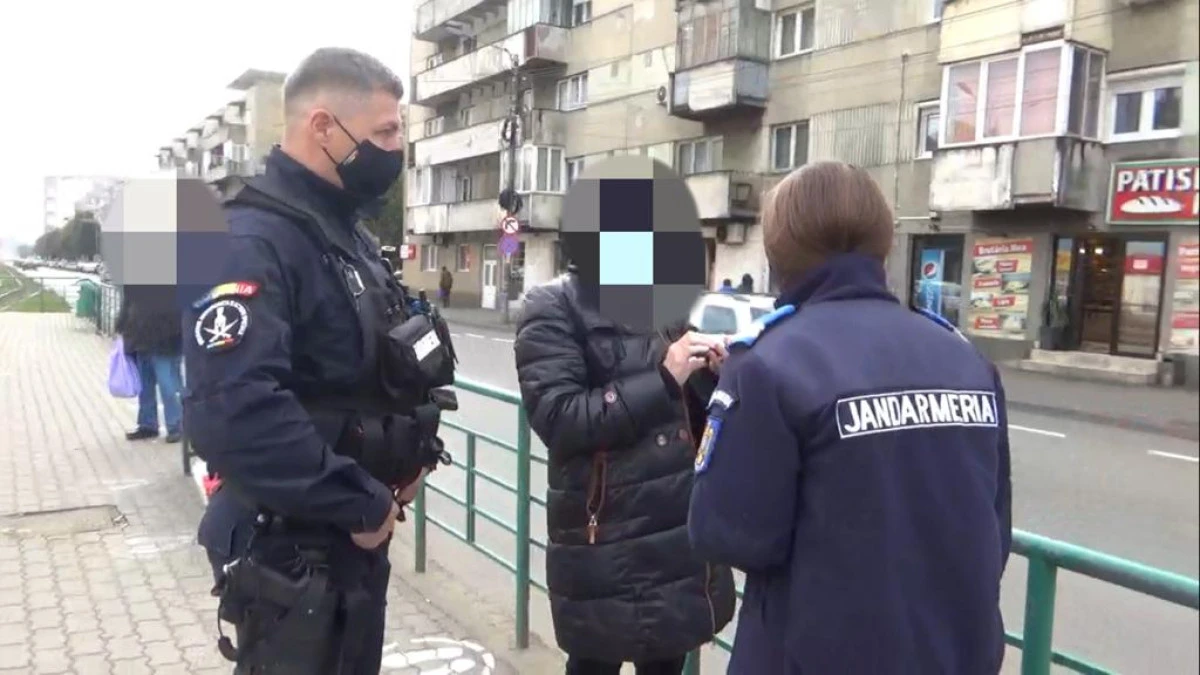 Femeia care umbla nestingherită prin oraş, deşi era infectată, a fost amendată cu 2.000 lei