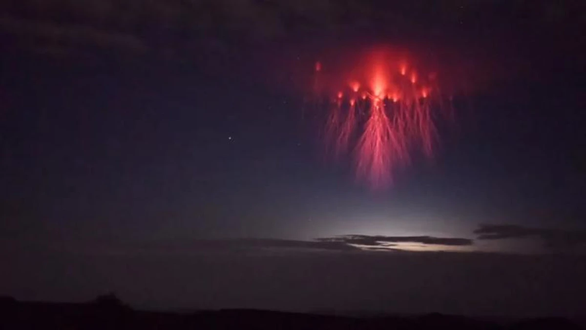Fenomen spectaculos, surprins deasupra Texasului