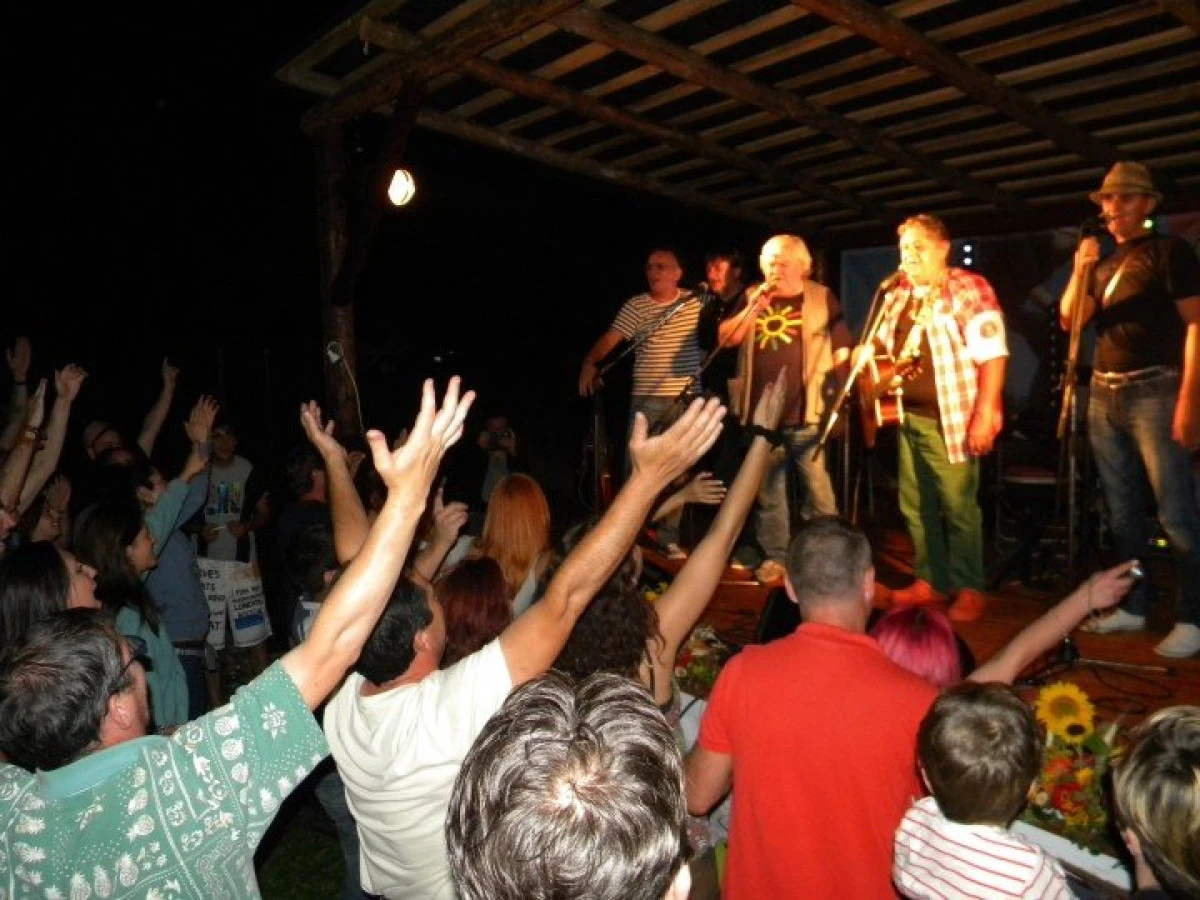Festivalul de la Bulci a strâns iubitori de folk-rock din trei judeţe, dar şi din străinătate