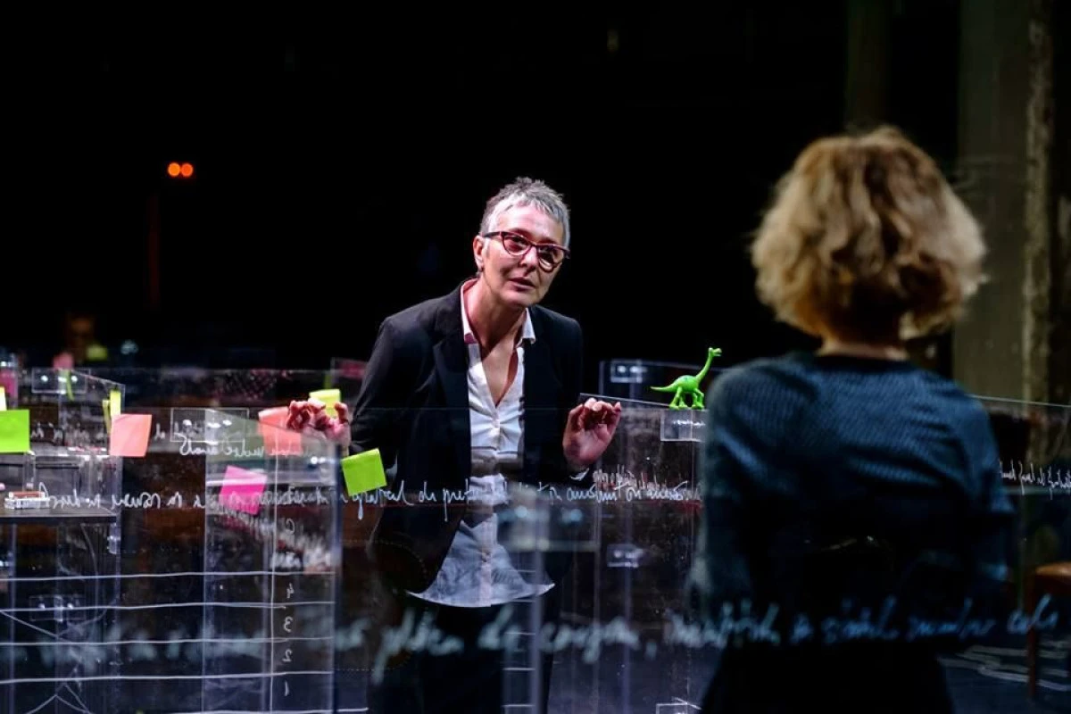 FESTIVALUL DE TEATRU NOU ÎNCEPE SÂMBĂTĂ, LA ARAD