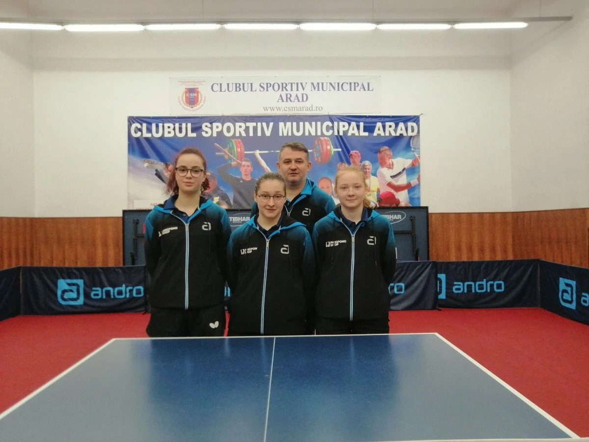 Fetele de la CSM Arad câştigă barajul şi se menţin în Superliga de tenis de masă!