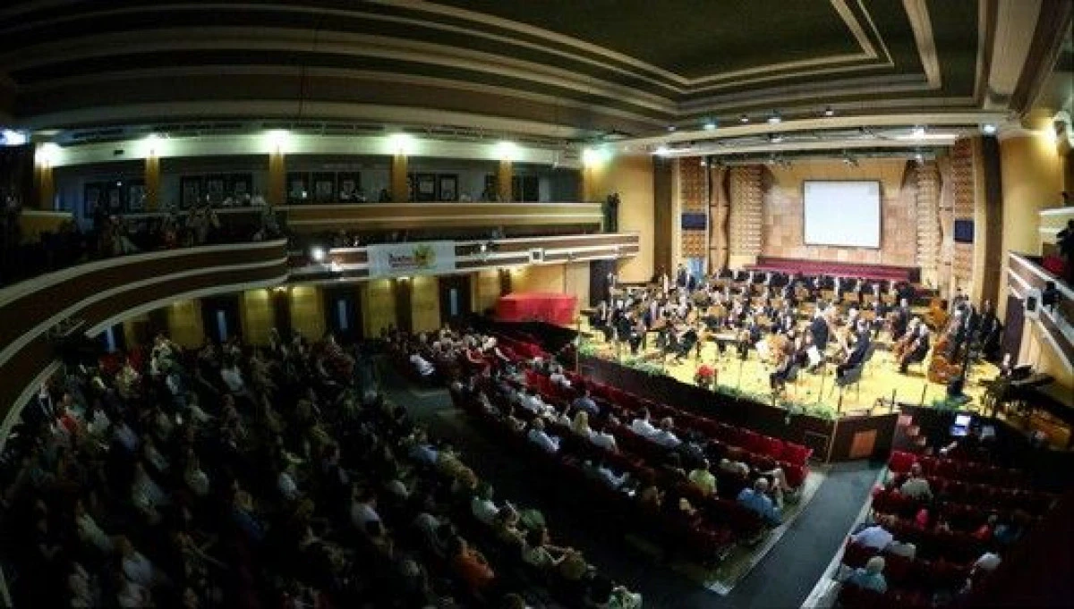 FILARMONICA ARAD DESCHIDE FESTIVALUL INTRADA DE LA TIMIȘOARA