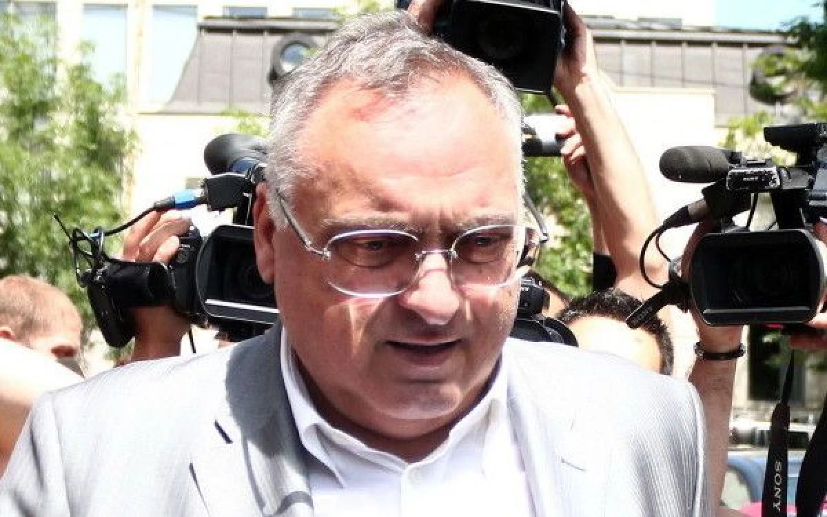 FIUL LUI DAN ADĂMESCU, ARESTAT LA LONDRA