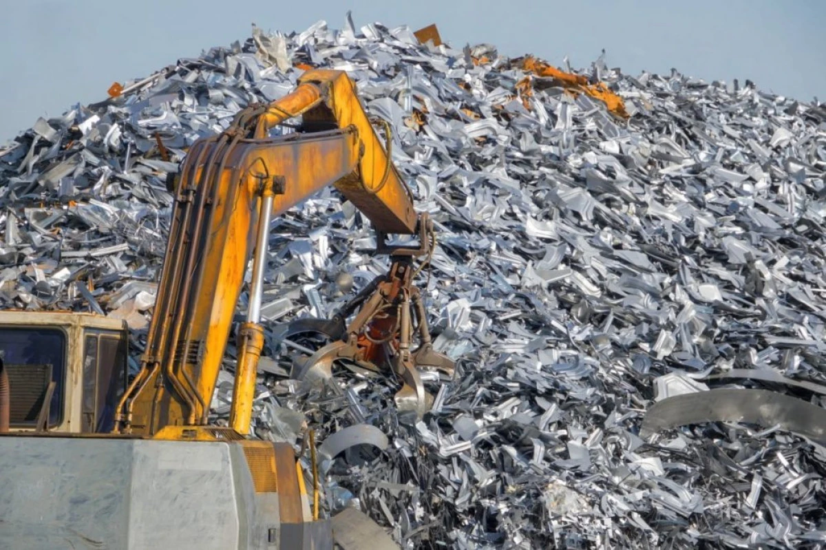 Flagrant la o fabrică din Sântana. Peste 1200 kg de aluminiu, sustrase din companie