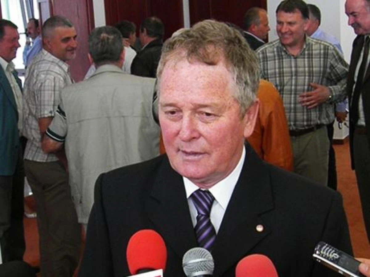 FLAVIUS DOMIDE, INTERNAT LA SPITALUL JUDETEAN DIN TIMISOARA