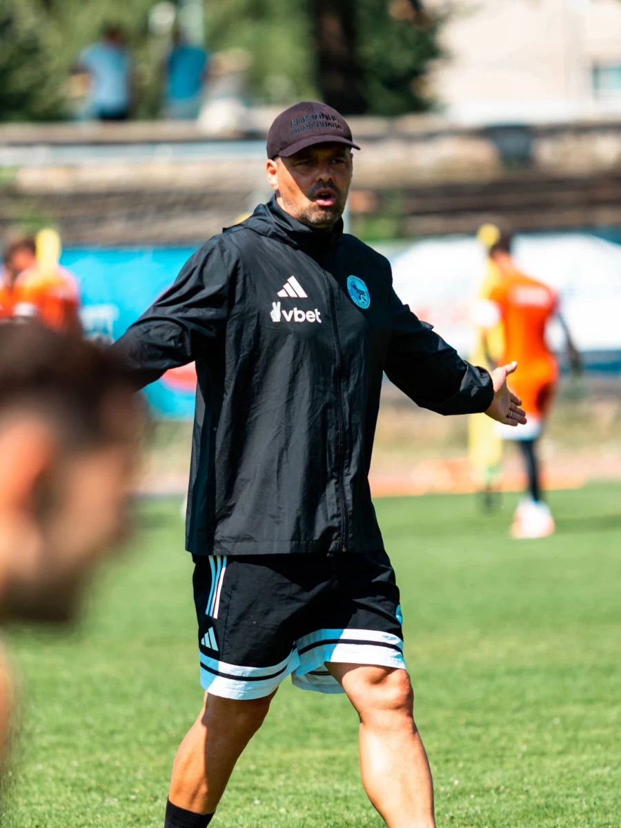 Florin Maxim, după UTA – Corvinul 0-0: „Parcă am fost legați de picioare”