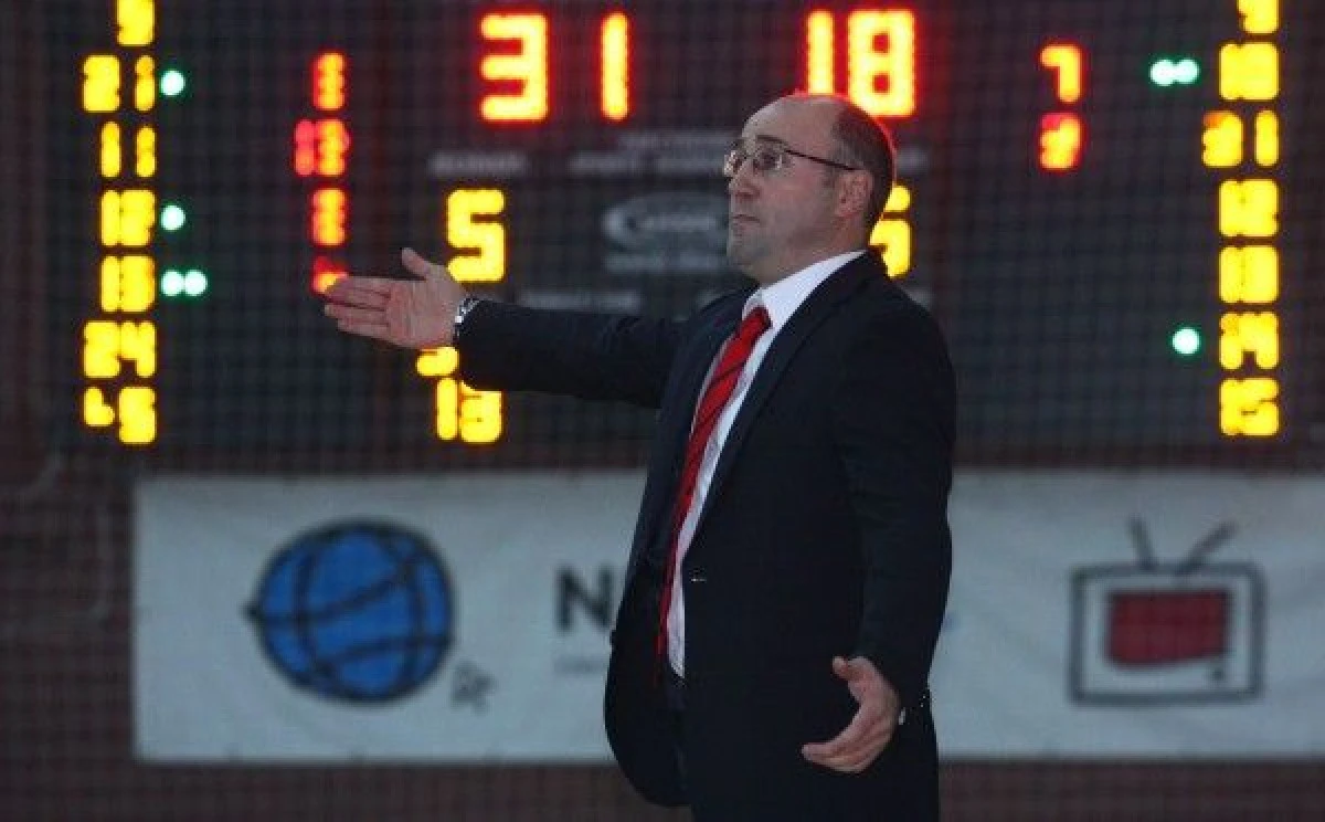 FLORIN NINI, DUPA “DUBLA” CU UNGARIA, DE LA ARAD: “PUTEM FACE O FIGURA FRUMOASA LA EUROBASKET”