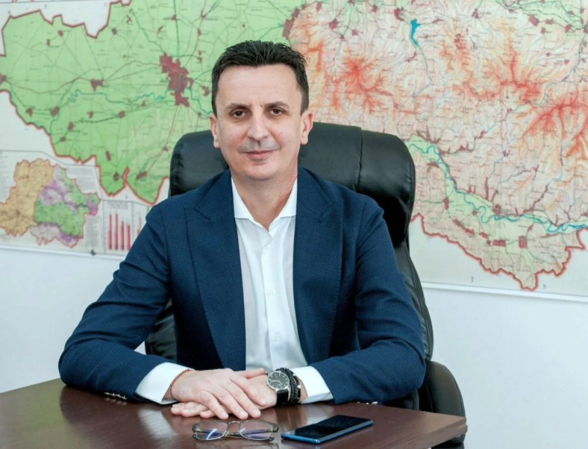 Florin Tripa: „Tătucul PNL luptă împotriva României, blocând investițiile sau majorarea alocațiilor pentru copii“