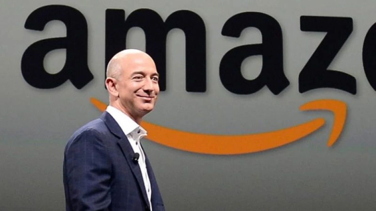 Fondatorul Amazon a devenit cel mai bogat om din toate timpurile