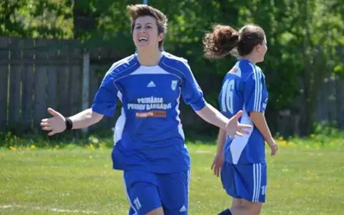 FOSTA FOTBALISTA ARADEANA ANDREEA LAURUC A PROMOVAT CU NOUA EI ECHIPA IN SUPERLIGA