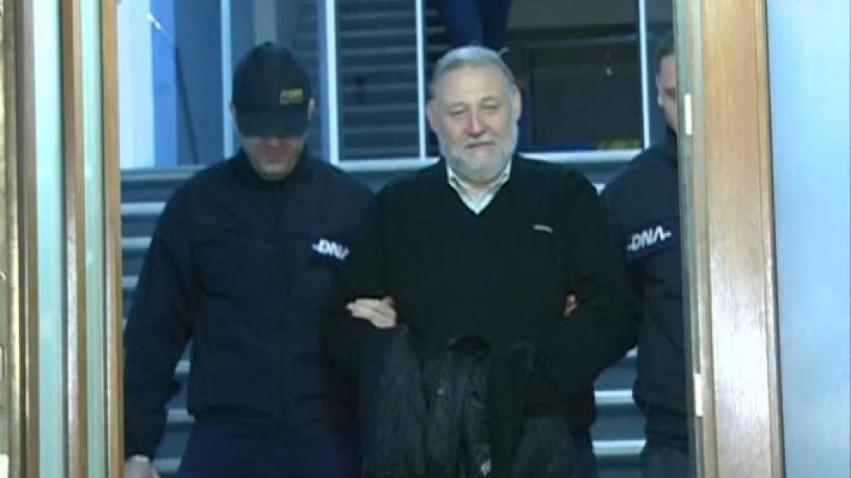 FOSTUL PRIMAR RAZVAN MURGEANU A FOST RETINUT DE PROCURORII DNA