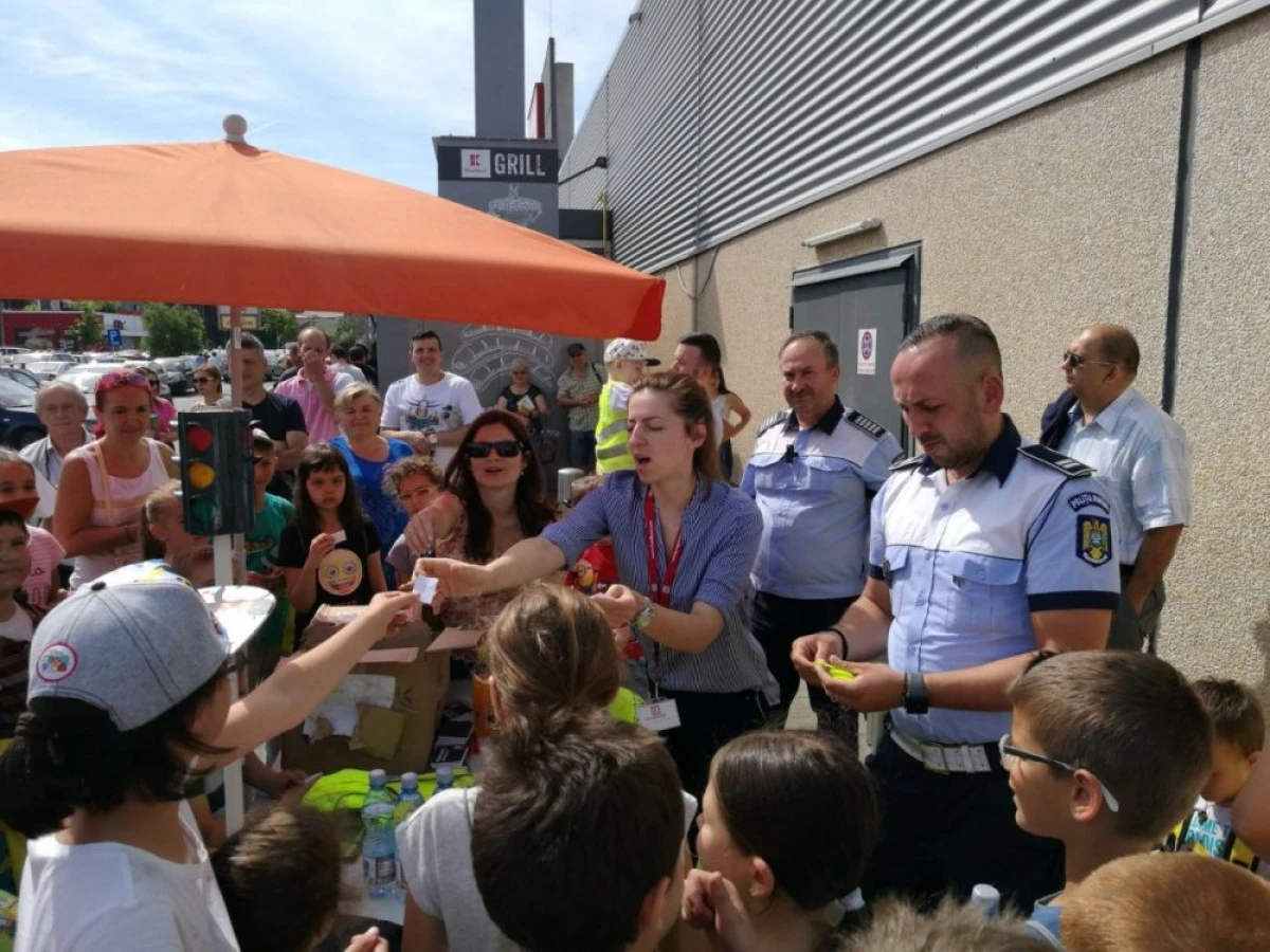 (FOTO) Acțiune de educație rutieră, în municipiul Arad