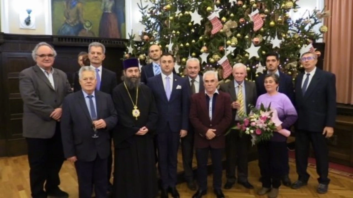 (FOTO) Comunitatea românească din Ungaria a participat la Gala Minorităților și la hramul Catedralei Episcopale din Gyula