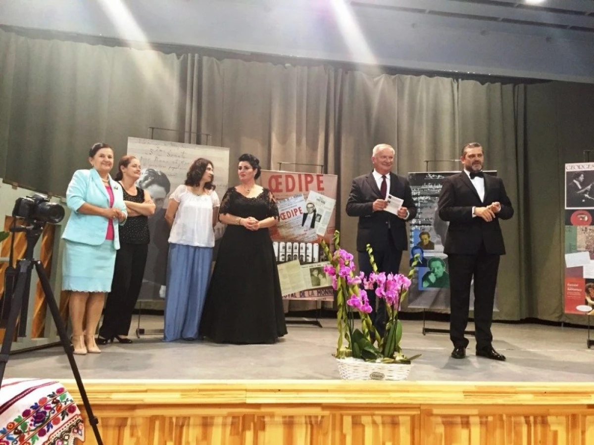 (FOTO) Concert de George Enescu, pentru românii din Ungaria