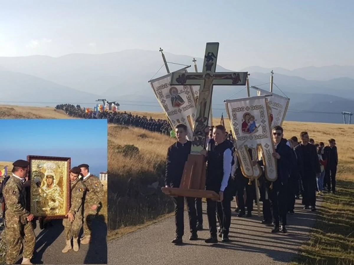 (FOTO) ”Crucea nu este teorie, este un mod de viață și modelul vieții omului care vrea să ajungă să trăiască în cer” - PS Emilian Crișanul