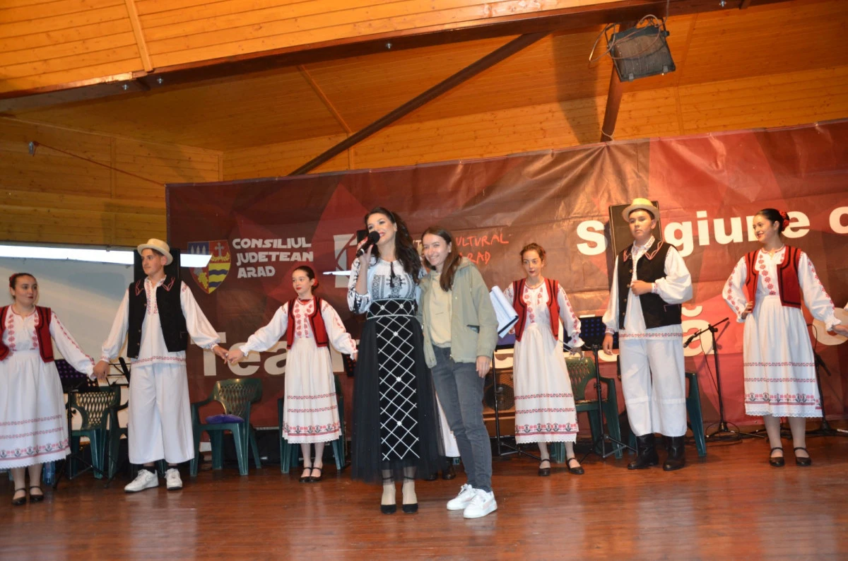 (FOTO) La Moneasa au început activitățile sportive și culturale