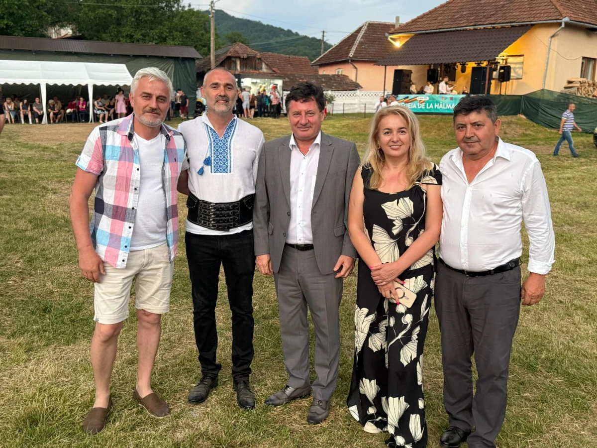 (FOTO) Nedeie de neuitat la Hălmăgel, de Rusalii