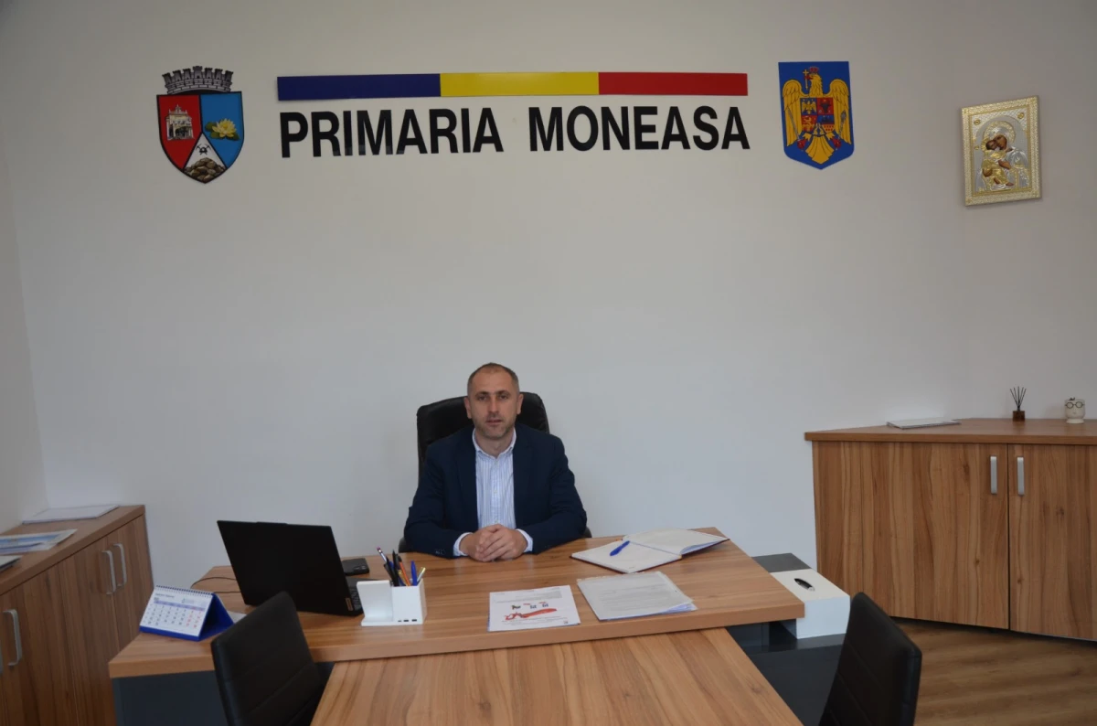 (FOTO): Primarul Doru Miron: „În Moneasa mai sunt multe de făcut, dar muncim zi de zi pentru cetățeni”