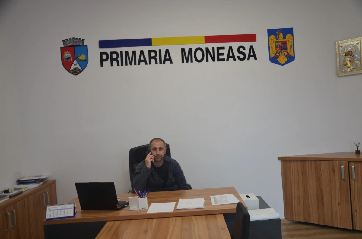 (FOTO) Primarul Miron Constantin-Doru: „Și la Moneasa suntem într-o situație de criză, ca și în toată țara“