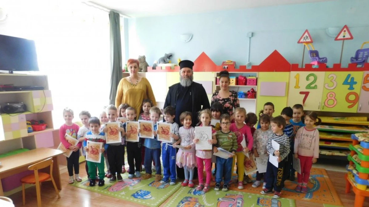 (FOTO) PROGRAM EDUCATIV RELIGIOS LA GRĂDINIȚA „FURNICUȚA“ DIN ARAD