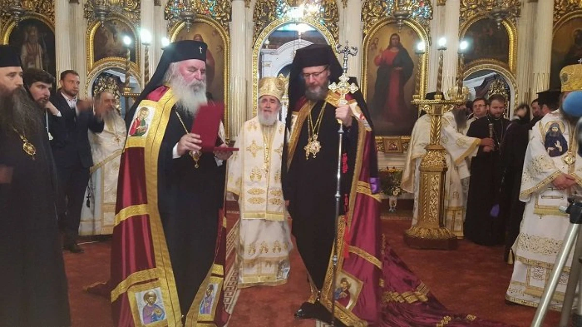 (FOTO) PS Emilian Crișanul, înscăunat în funcția de Episcop Vicar al Arhiepiscopiei Aradului