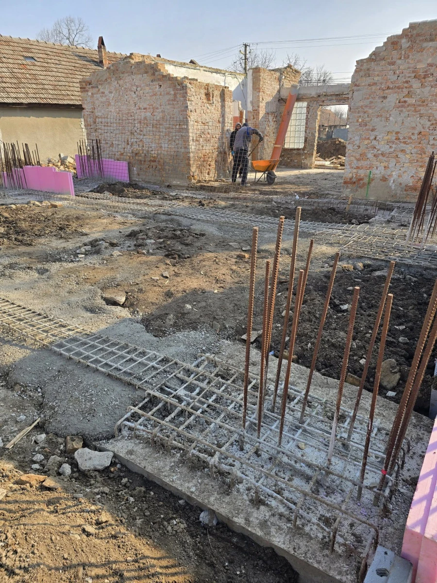 (FOTO) S-au redeschis șantierele în comuna Felnac