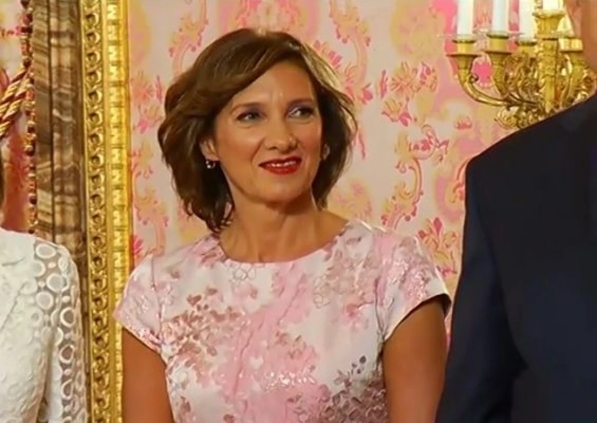 (FOTO + VIDEO) CARMEN IOHANNIS „LOVESTE“ DIN NOU: TINUTA DE LUX SI SLAPI, LA IERUSALIM