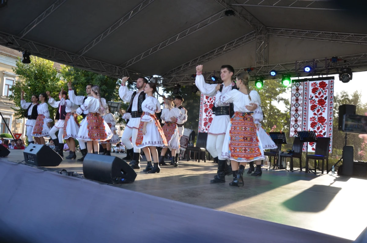(FOTO+VIDEO) Ineu Fest 2026 s-a încheiat cu succes. Un weekend dedicat tradițiilor și folclorului