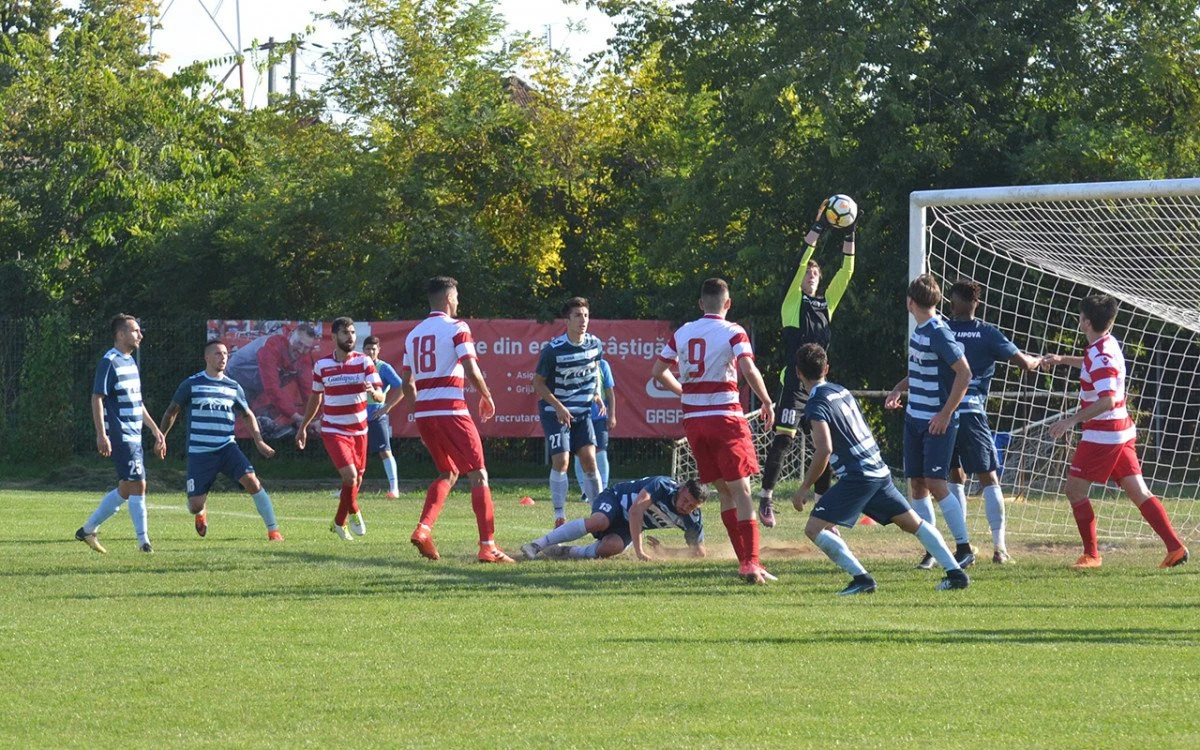 FRF a aprobat sistemul competiţional din Liga 3: tot zece serii, dar cu play-off şi play-out!