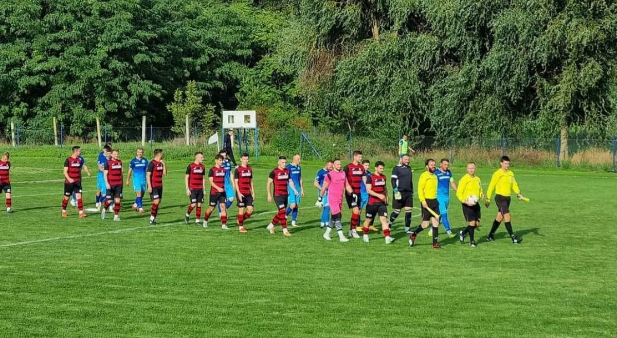 Fruntașele Ligii a IV-a la fotbal au meciuri pe teren propriu. Cum arată runda de sâmbătă