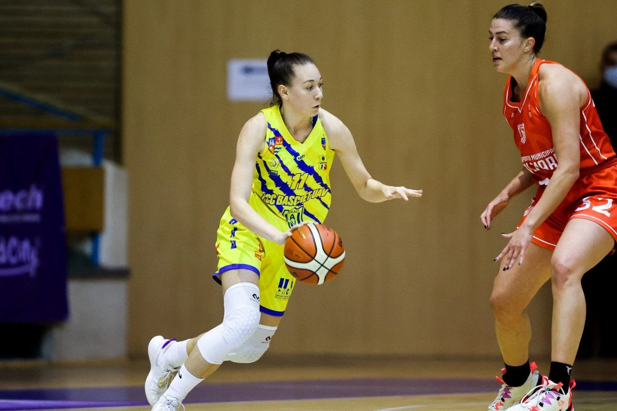 "Galben-albastra" Teodora Manea joacă în Mongolia, cu naţionala de 3x3