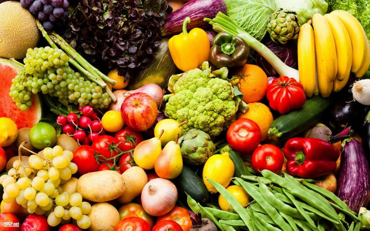 Geanina Pistru o comite din nou. Sprijină producătorii arădeni de banane şi portocale!