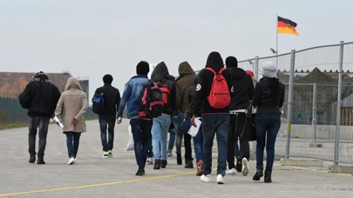Germania va prelungi controalele la frontierele cu Polonia, Cehia şi Elveţia cel puţin două luni după 15 decembrie
