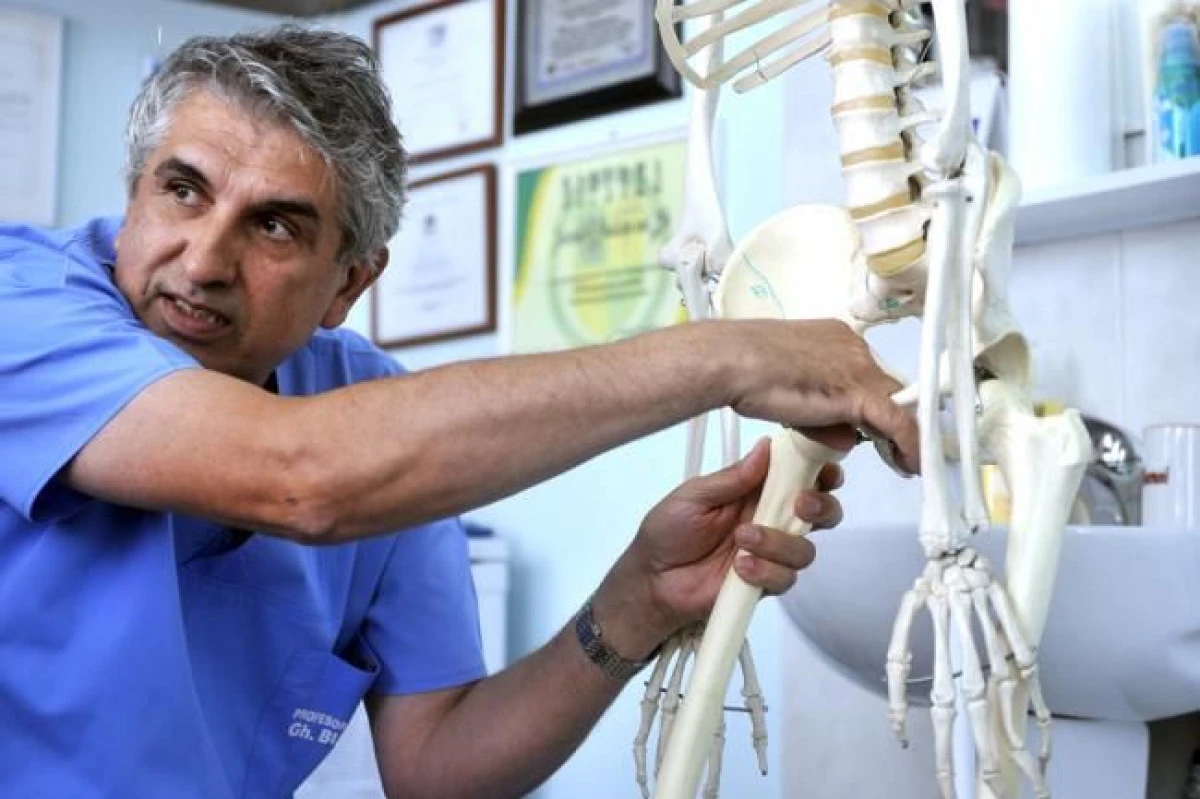 Gheorghe Burnei, suspendat din funcția de prodecan al Facultății de Medicină